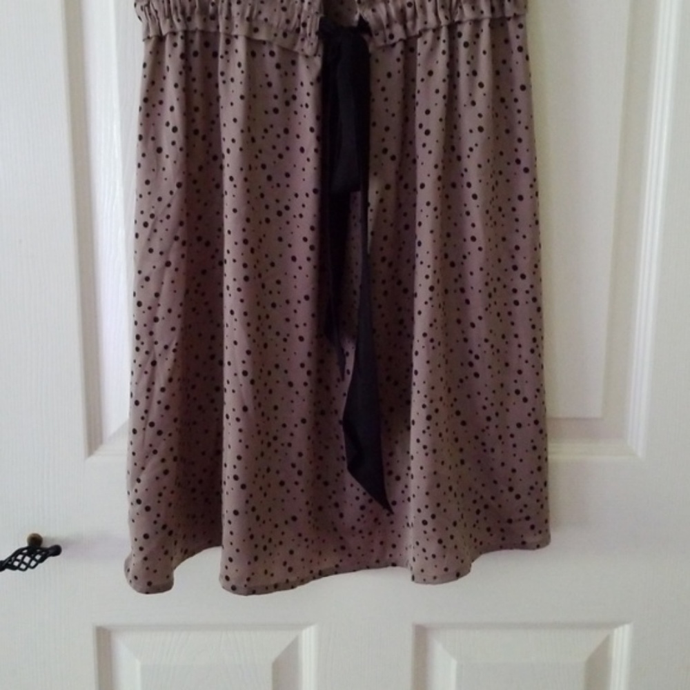 ⭐2/$10 LOFT Blouson Polka Dot Dress, size M - Picture 6 of 8